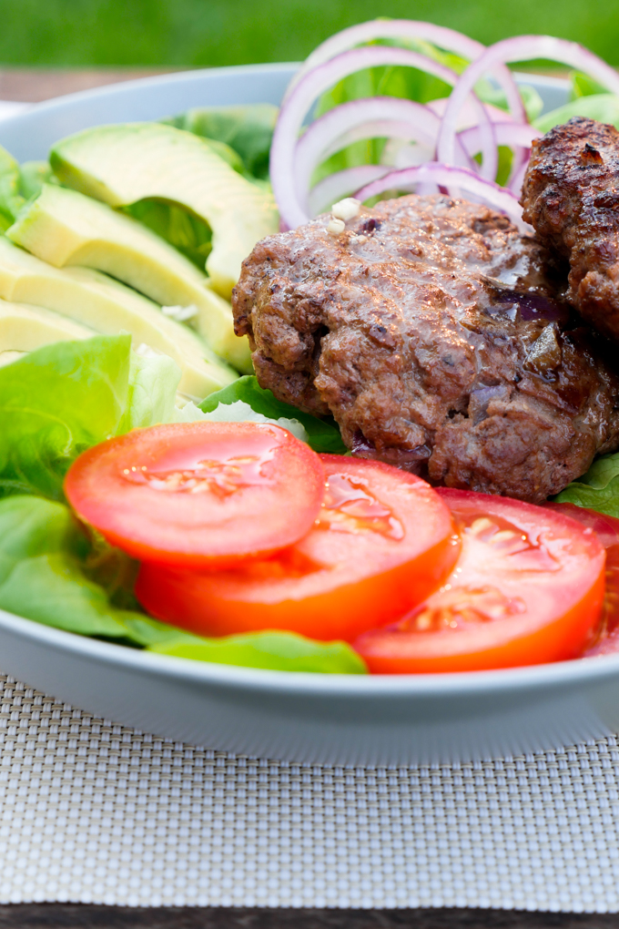 Fast Low Carb Recipe - The burger from the dish 